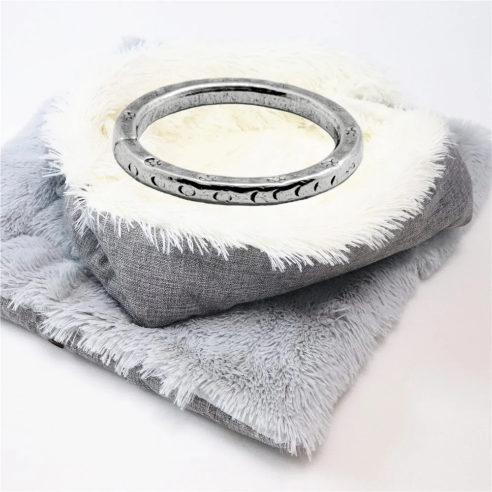 Sterling Silver Ring with Notches Design